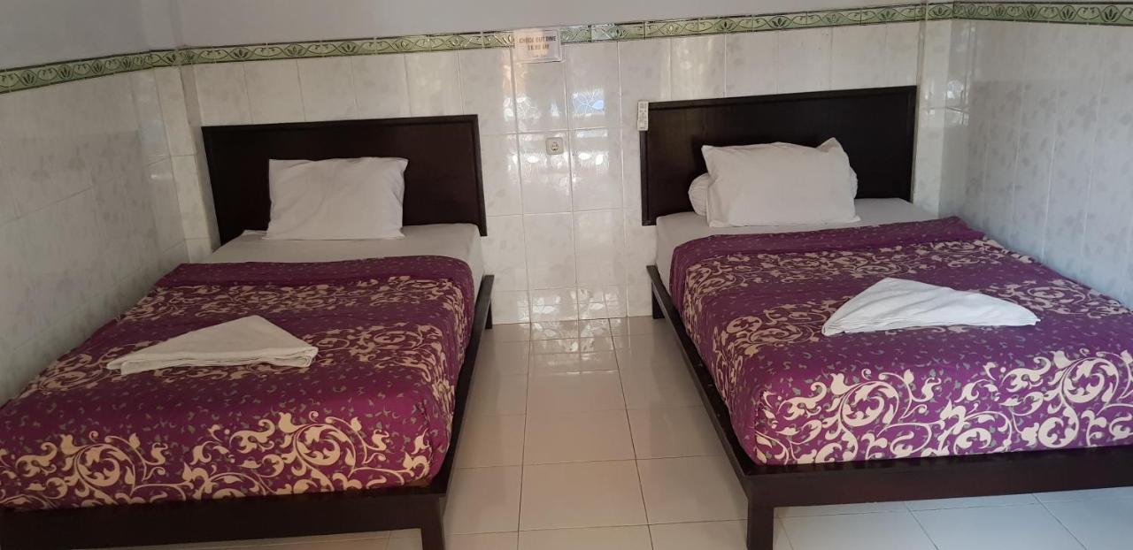 Wahyu Homestay 2 누사 렘봉안 외부 사진